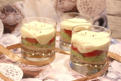 ./Tiramisu_au_saumon_fumé_avocat_et_pamplemousse_rose-img7.jpg